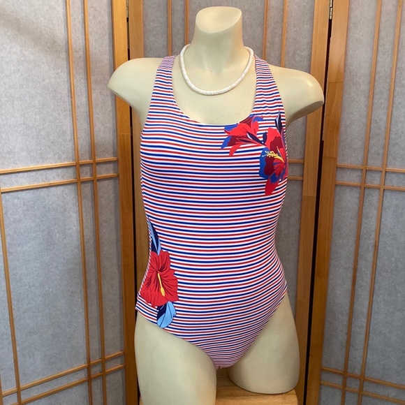 Women’s Onia 1 Pc Swimsuit -NWT - Picture 1 of 6